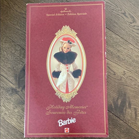 1995 HALLMARK Holiday Memories Barbie Doll Special Edition - Picture 9 of 16